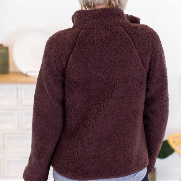 brown sherpa zip up jacket • sz small - Picture 4 of 4